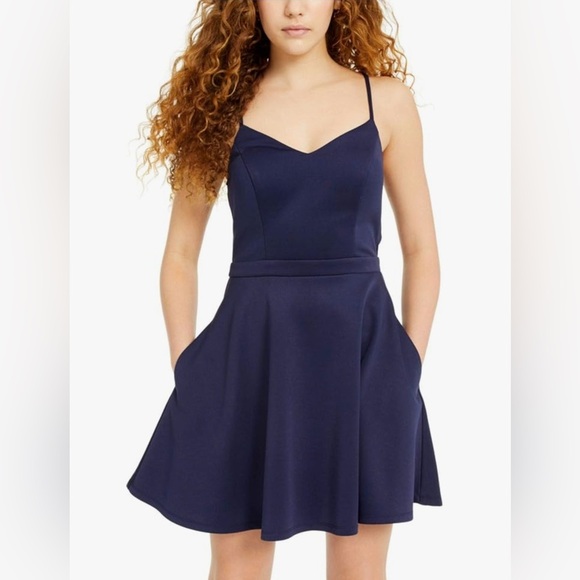 City Studio Navy Backless Bow A-Line Dress size 5 - Picture 2 of 12